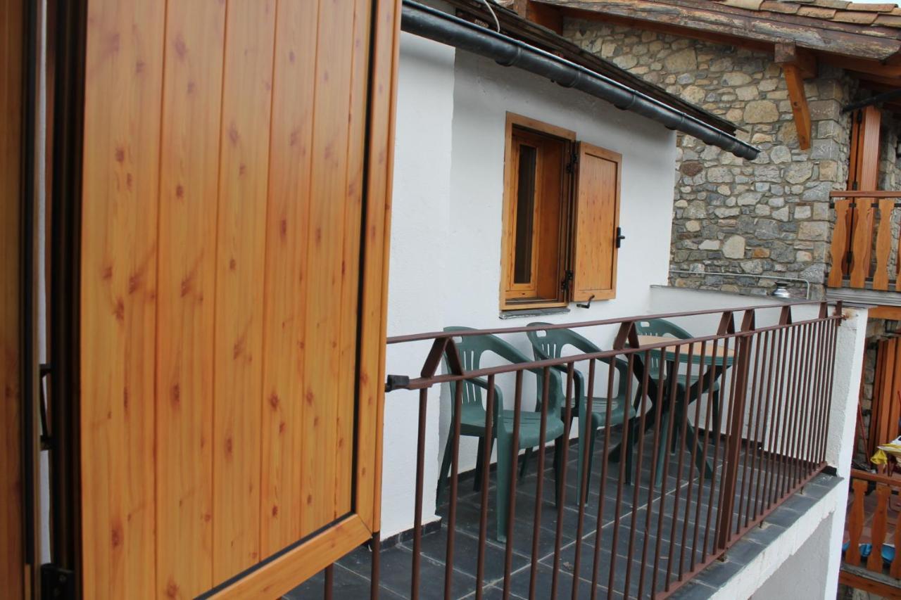 Cal Duran Apartment Bellver De Cerdanya Bagian luar foto